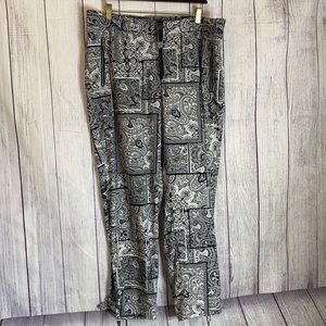 NWT Blsck label by Chico’s Paisley print pant 16